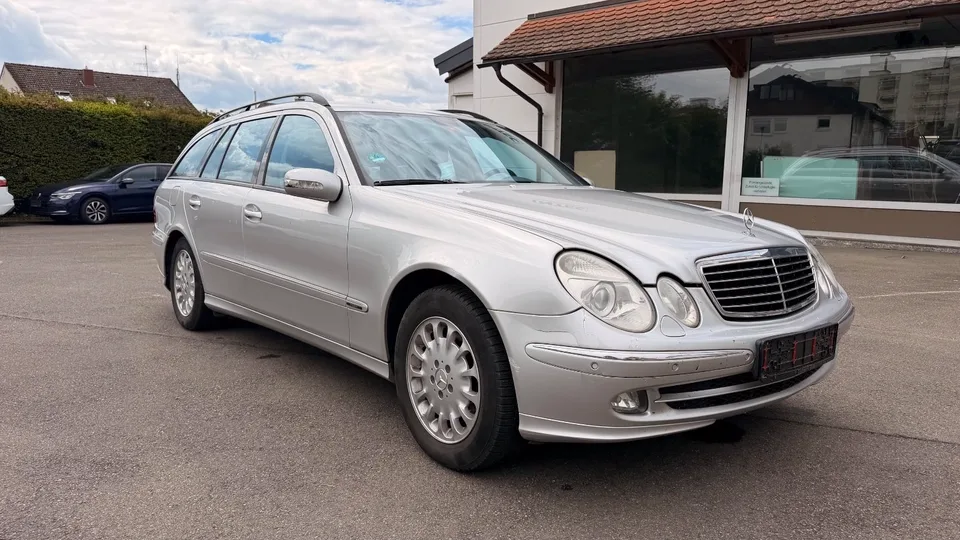 Mercedes-Benz E 280